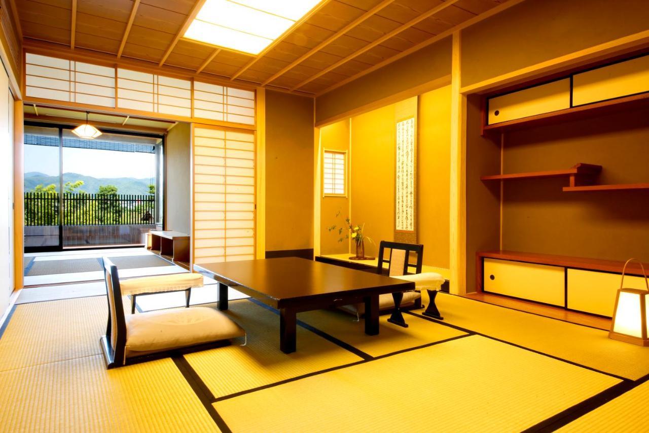 Kyoto Arashiyama Onsen Ryokan Togetsutei Экстерьер фото