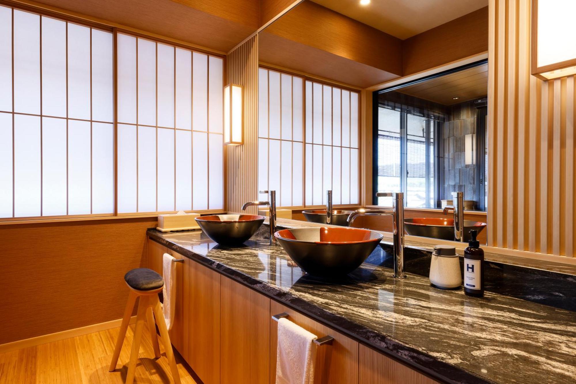 Kyoto Arashiyama Onsen Ryokan Togetsutei Экстерьер фото